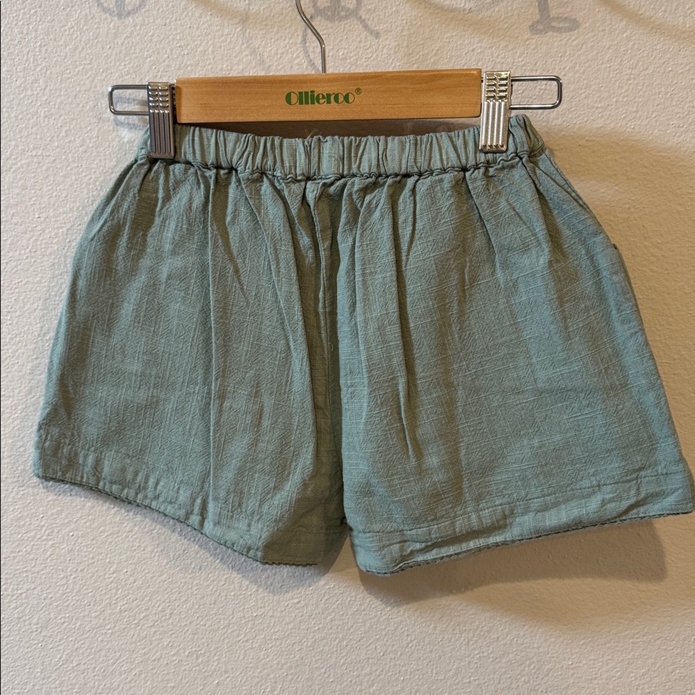 NWT Size 8 LALI Lily Pad Green Begonia Shorts! - Picture 9 of 12